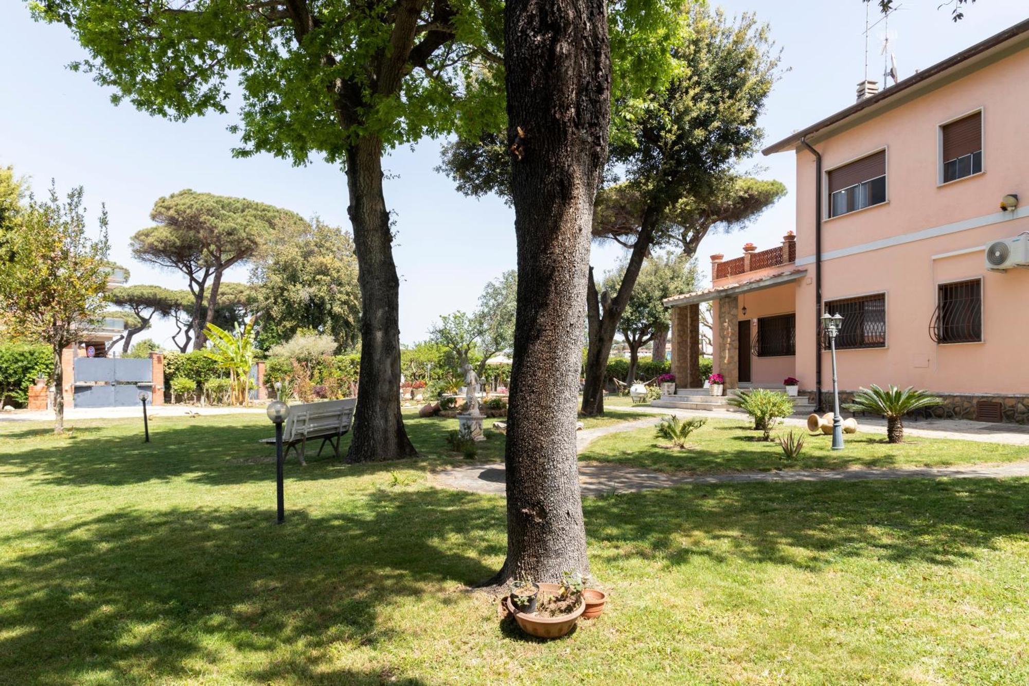 Villa Ninfa Alburnea Anzio Eksteriør bilde